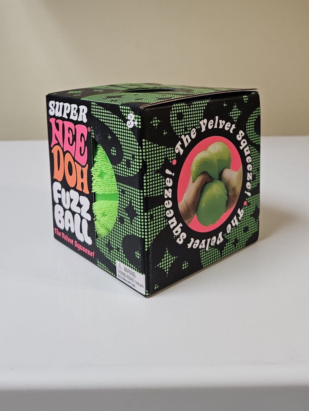 NeeDoh Super Fuzz Ball - Green - Picture 2 of 7